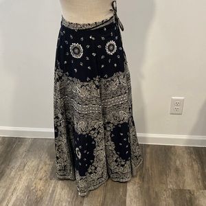 Boston Proper sequined bandanna print skirt 2